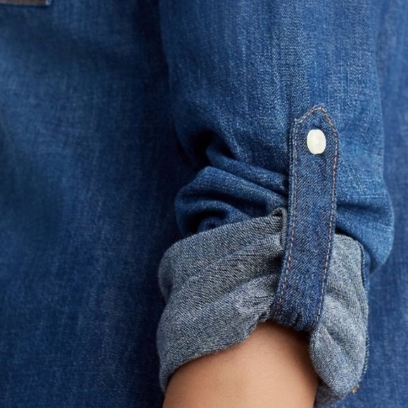 True Religion Wmns Boyfriend Fit Denim Button Down - Picture 7 of 7